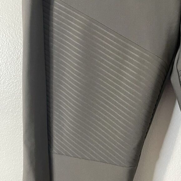 ATHLETA Madison Moto Tight Pant Size 14 Dark Gray NEW Active Performance Gym Run - Picture 2 of 9
